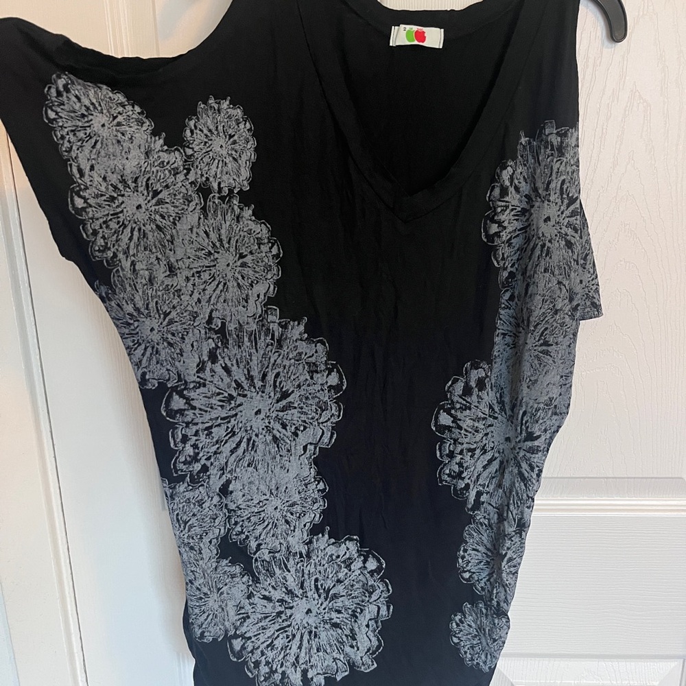 Graphic Black and Gray Cold Shoulder Dolman Top